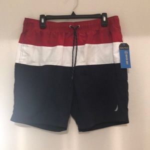 NWT Nautica side pockets quick dry